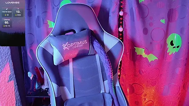 Snapshot of Kimlennox_ chatting on January 14, 2026, 1:15 pm Kimlennox online show from January 14, 2026, 1:15 pm