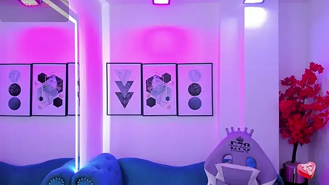 Akaza Hakuji  online show from February 25, 2026, 12:16 pm