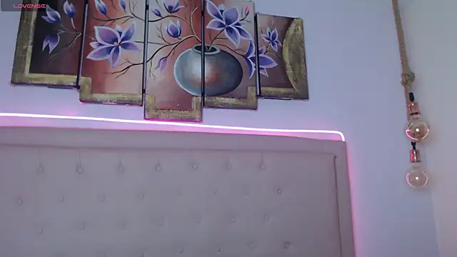 kathepickmanx online show from March 24, 2026, 3:50 am