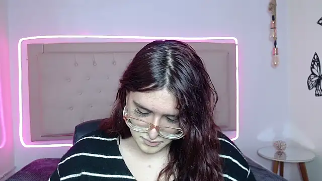 kathepickmanx online show from October 3, 2025, 3:30 am