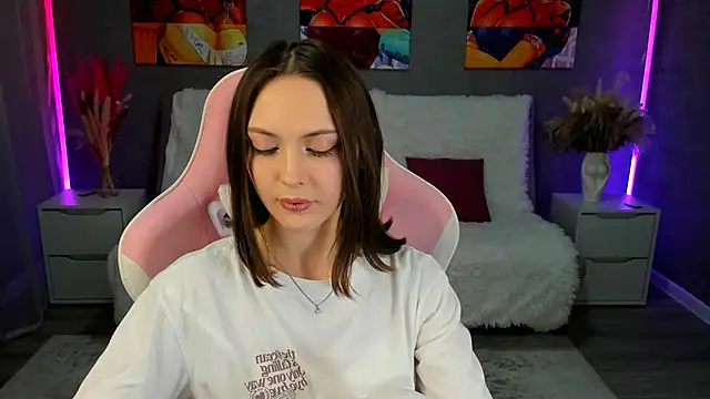 JesssWalker online show from April 11, 2026, 9:18 pm