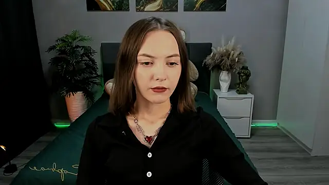 JesssWalker online show from February 9, 2025, 8:34 pm