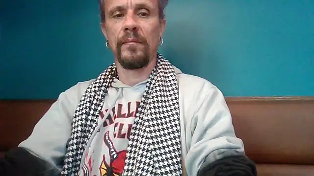 AQuickPhyx online show from March 14, 2025, 11:32 pm