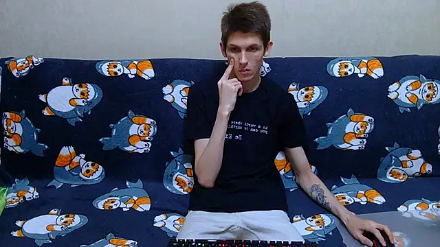 Lester Broo online show from June 23, 2026, 8:29 pm