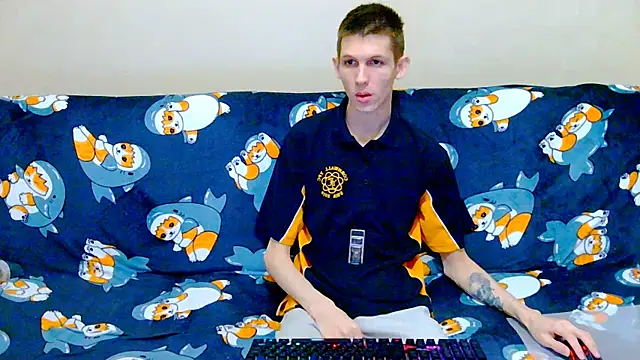 Lester Broo online show from December 4, 2025, 9:14 pm