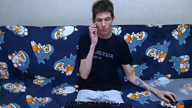 Lester Broo online show from June 17, 2026, 9:47 pm