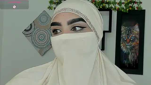 Snapshot of Maissa_Alabi chatting on October 22, 2025, 9:46 pm Maissa Alabi online show from October 22, 2025, 9:46 pm