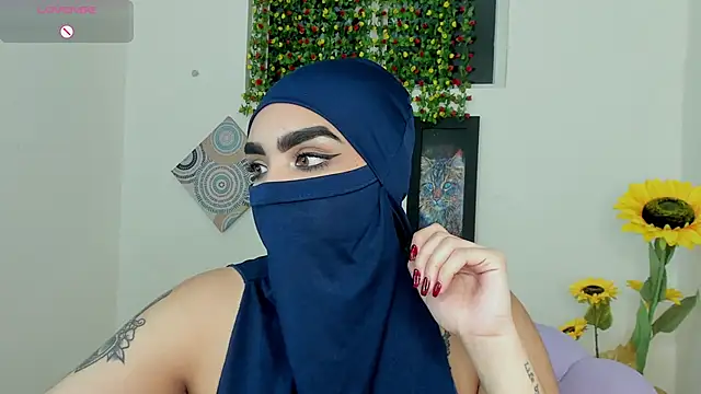 Snapshot of Maissa_Alabi chatting on November 12, 2025, 6:56 pm Maissa Alabi online show from November 12, 2025, 6:56 pm