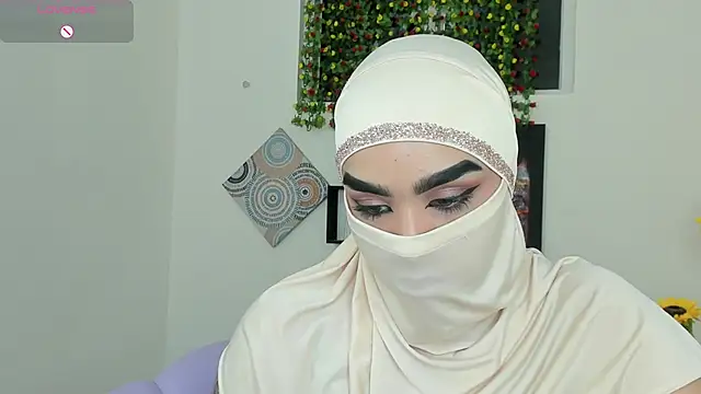 Snapshot of Maissa_Alabi chatting on November 13, 2025, 6:56 pm Maissa Alabi online show from November 13, 2025, 6:56 pm