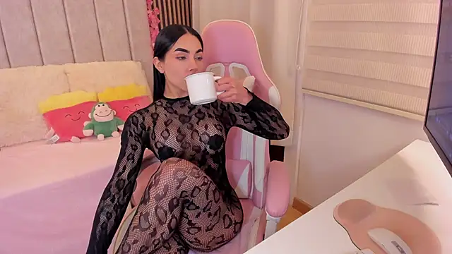 tamy xoo online show from April 6, 2026, 6:09 pm