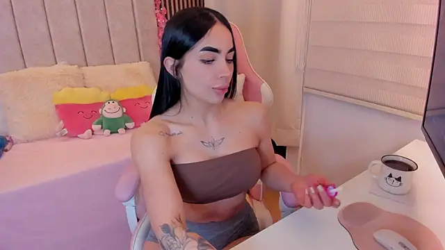 tamy xoo online show from April 2, 2026, 6:14 pm