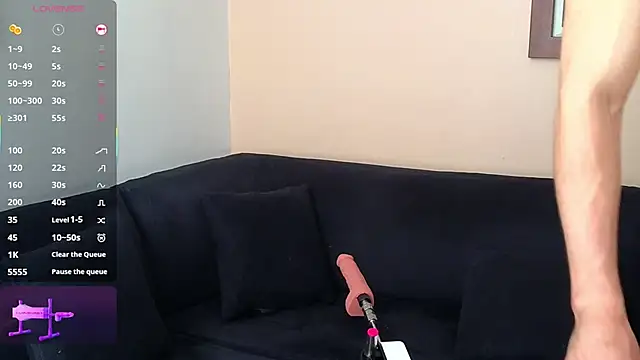 hairyncuteass online show from October 3, 2025, 1:23 pm