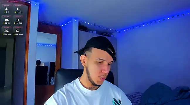 austinoficial online show from March 13, 2025, 1:43 am