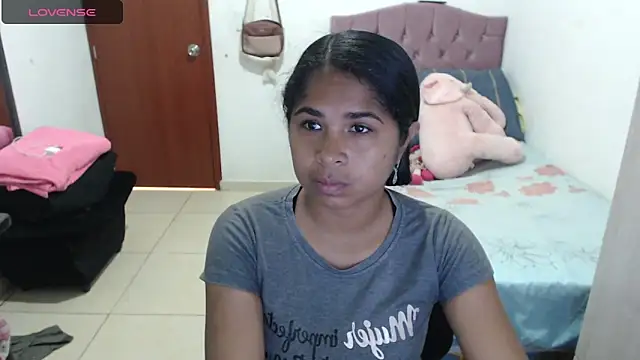 Snapshot of july-feria chatting on September 12, 2025, 5:35 pm july-feria online show from September 12, 2025, 5:35 pm