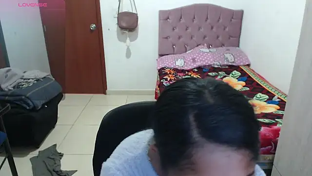 Snapshot of july-feria chatting on November 27, 2025, 5:02 pm july-feria online show from November 27, 2025, 5:02 pm