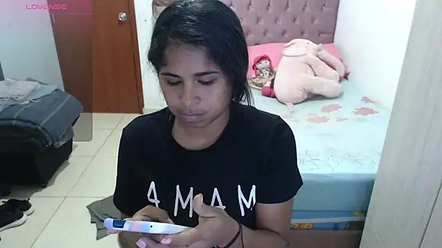 Snapshot of july-feria chatting on November 11, 2025, 9:42 pm july-feria online show from November 11, 2025, 9:42 pm