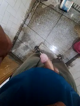 Snapshot of xxxsmartboyxxx chatting on April 3, 2026, 6:47 pm xxxsmartboyxxx online show from April 3, 2026, 6:47 pm