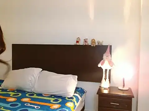 Snapshot of Aurrorasweet chatting on February 26, 2025, 1:46 am Aurrorasweet online show from February 26, 2025, 1:46 am