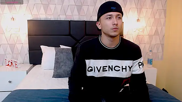 BrandonColee online show from February 26, 2025, 12:27 pm