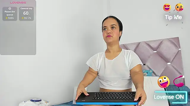 AnieRey online show from February 23, 2026, 8:53 pm