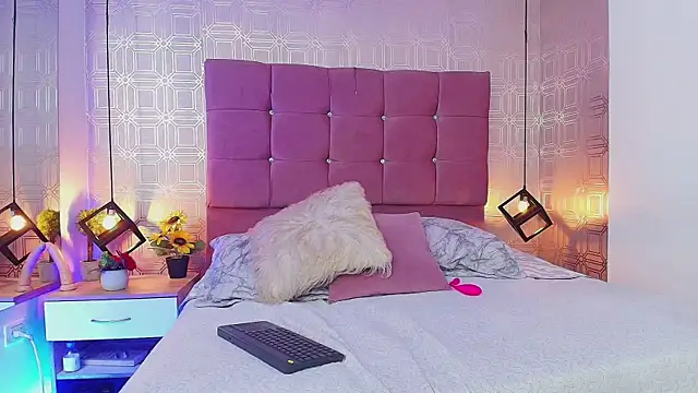 victoriapalmerfg online show from March 13, 2025, 10:54 pm