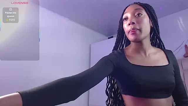 esmeralda-bk online show from April 15, 2026, 7:58 pm