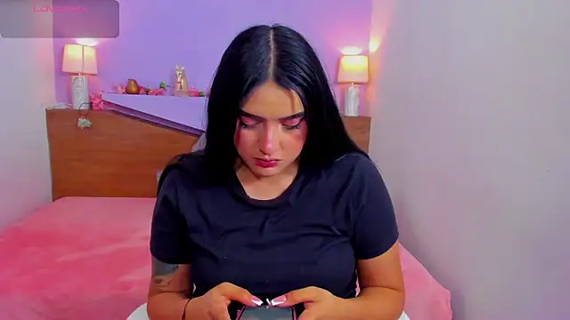 Snapshot of ScarletEmber3 chatting on March 22, 2025, 3:41 am ScarletEmber3 online show from March 22, 2025, 3:41 am