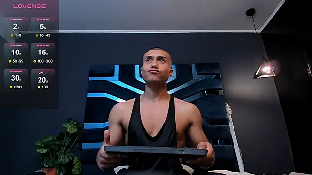 Snapshot of bruno_cavalli chatting on March 14, 2025, 5:24 pm bruno cavalli online show from March 14, 2025, 5:24 pm