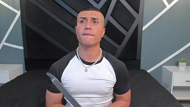 Snapshot of bruno_cavalli chatting on January 7, 2026, 5:29 pm bruno cavalli online show from January 7, 2026, 5:29 pm