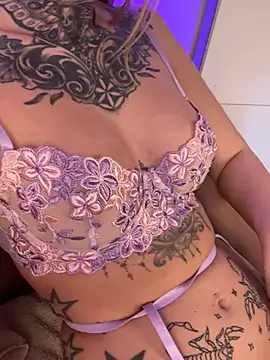 Snapshot of tamii_mara chatting on February 20, 2026, 6:43 pm tamii mara online show from February 20, 2026, 6:43 pm