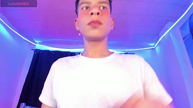 Ethan Boyy online show from March 24, 2026, 9:04 pm