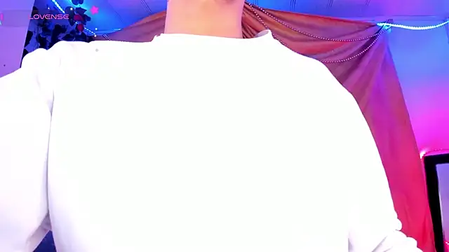 Snapshot of Ethan_Boyy chatting on December 23, 2025, 3:17 am Ethan Boyy online show from December 23, 2025, 3:17 am