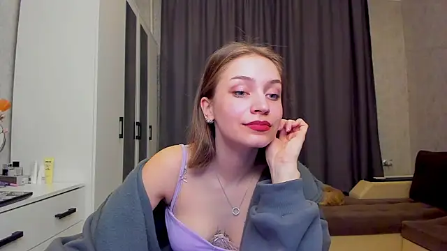 Snapshot of Shawty_Maria chatting on February 27, 2025, 5:05 pm Shawty Maria online show from February 27, 2025, 5:05 pm