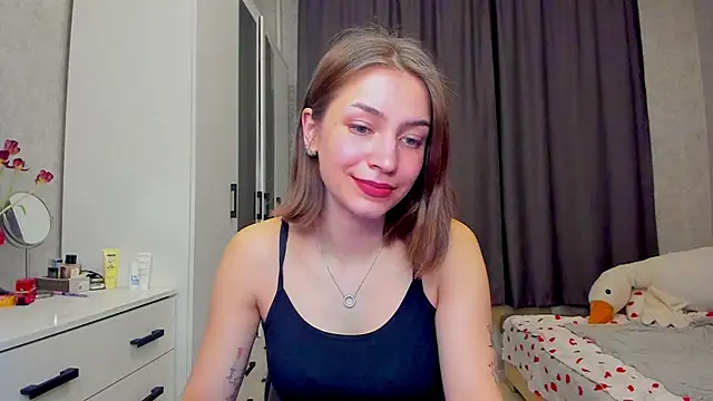 Snapshot of Shawty_Maria chatting on March 12, 2025, 9:13 pm Shawty Maria online show from March 12, 2025, 9:13 pm