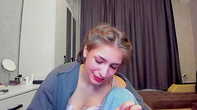 Snapshot of Shawty_Maria chatting on March 3, 2025, 7:17 pm Shawty Maria online show from March 3, 2025, 7:17 pm