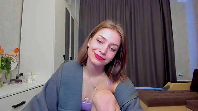 Snapshot of Shawty_Maria chatting on February 27, 2025, 10:44 am Shawty Maria online show from February 27, 2025, 10:44 am