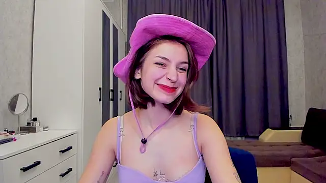 Snapshot of Shawty_Maria chatting on February 14, 2025, 8:26 pm Shawty Maria online show from February 14, 2025, 8:26 pm