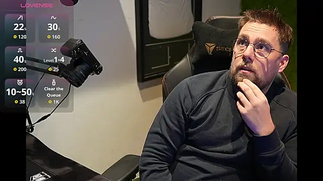 justinitt online show from December 14, 2025, 8:03 pm