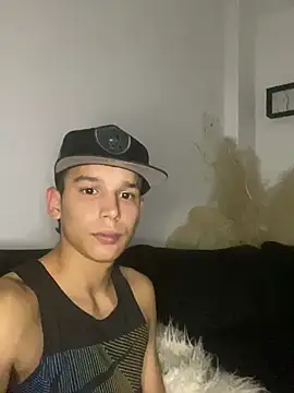 Hot boys hto online show from February 24, 2025, 4:27 am