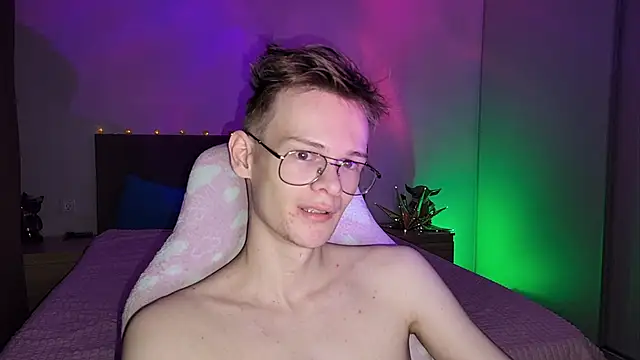 Wild boar1 online show from February 20, 2025, 6:35 pm