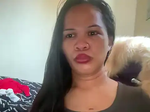 SophiaCourthaway online show from June 18, 2026, 10:37 pm