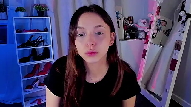 Sahara Shields online show from December 4, 2025, 7:51 am