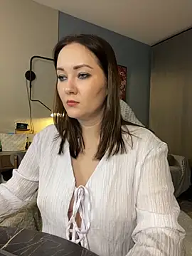 Kiss My Body online show from November 27, 2025, 5:24 pm