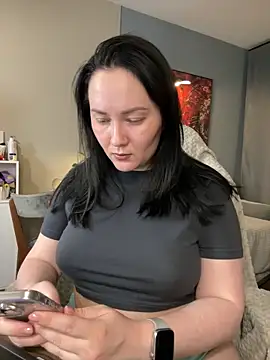 Snapshot of Kiss_My_Body chatting on April 11, 2026, 5:49 pm Kiss My Body online show from April 11, 2026, 5:49 pm