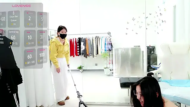 miaomiao-777 online show from October 27, 2025, 2:01 am