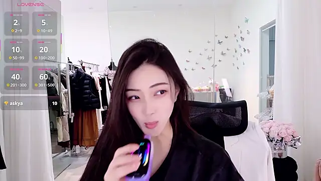 Snapshot of miaomiao-777 chatting on May 5, 2026, 11:19 pm miaomiao-777 online show from May 5, 2026, 11:19 pm