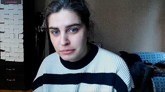  Roselina  online show from April 5, 2026, 10:22 am