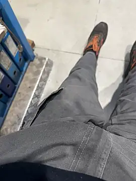 Snapshot of sempreilmio2 chatting on March 17, 2025, 11:53 am sempreilmio2 online show from March 17, 2025, 11:53 am