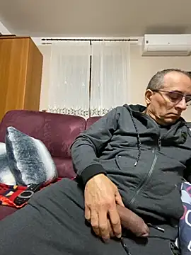 Snapshot of sempreilmio2 chatting on November 30, 2025, 9:15 pm sempreilmio2 online show from November 30, 2025, 9:15 pm