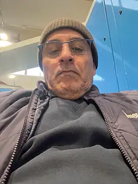 Snapshot of sempreilmio2 chatting on November 28, 2025, 11:43 am sempreilmio2 online show from November 28, 2025, 11:43 am